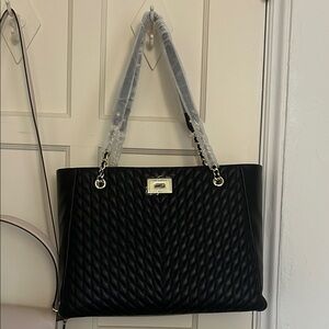 New with tags Karl Lagerfeld  Elegant Black Quilted Women's Bag